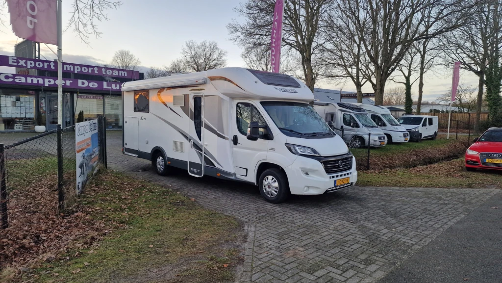 16 Luxe Mobilvetta met Queensbed 4P